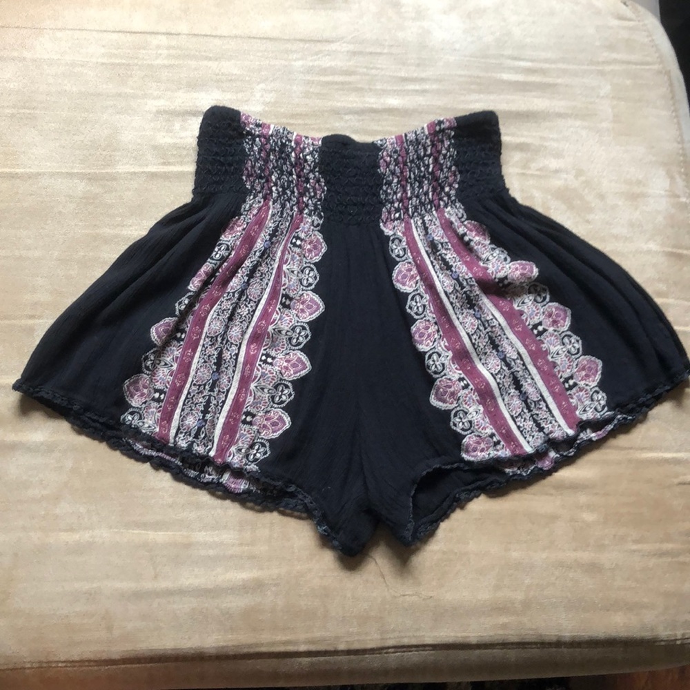 COPY - Flowy high waisted Shorts